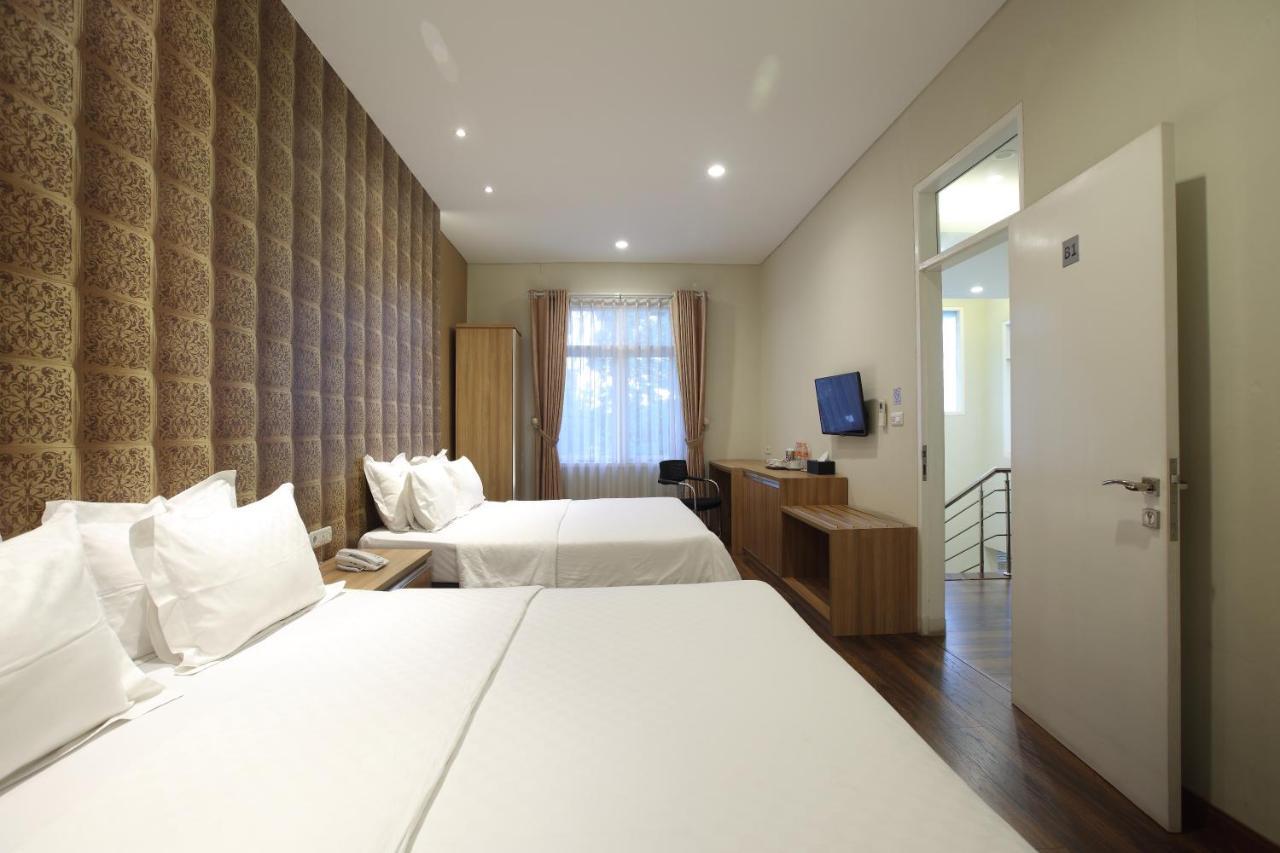 Dago 207 Hotel Bandung Kültér fotó