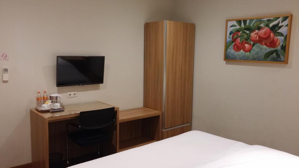 Dago 207 Hotel Bandung Szoba fotó