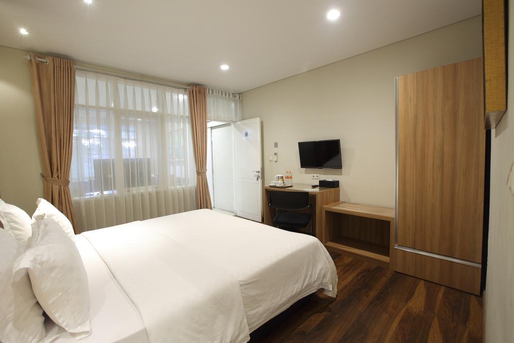 Dago 207 Hotel Bandung Kültér fotó